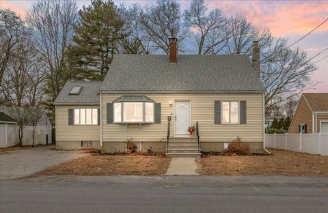 4 Maywood Terrace Woburn MA 01801