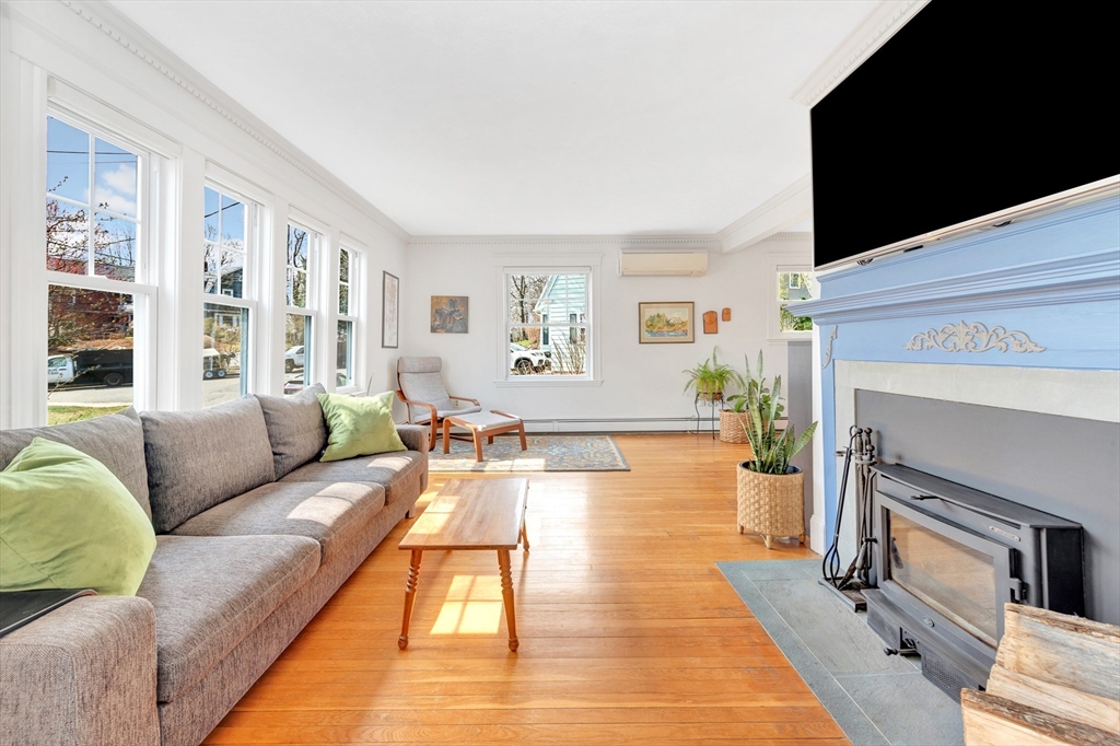16 Wentworth Rd