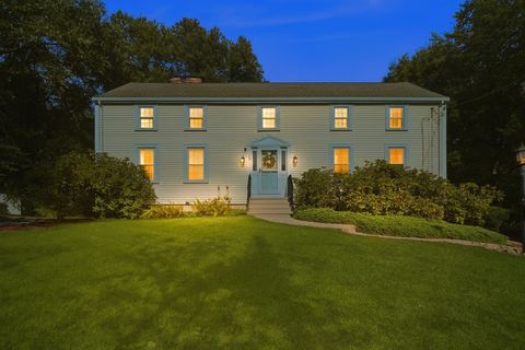 56 Fisher St Medway MA 02053
