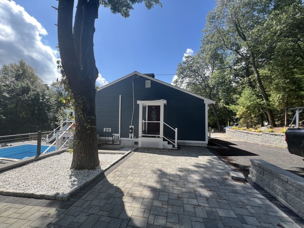 620 Edmands Rd
