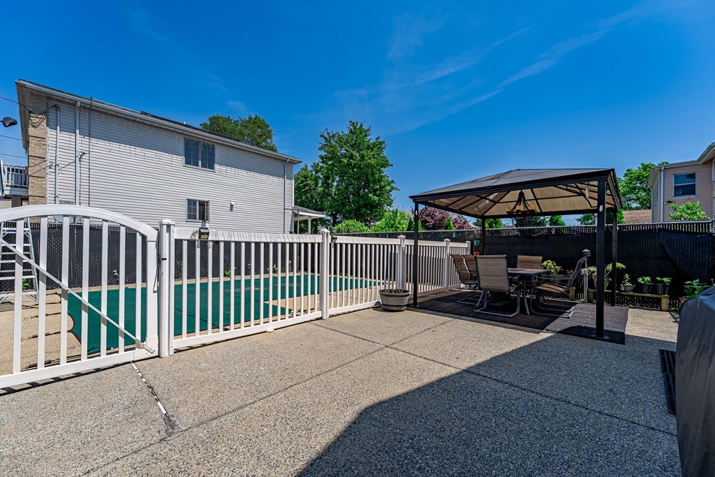 459 Malden St