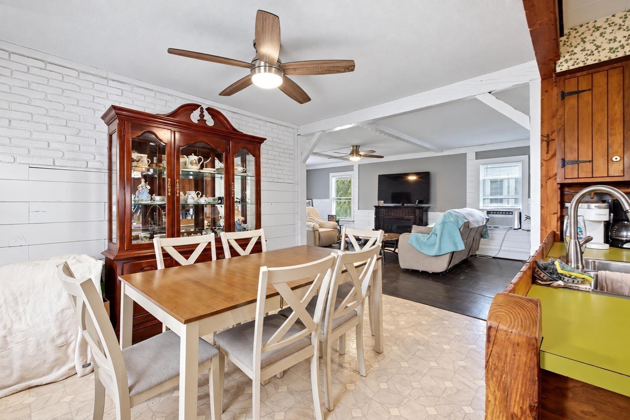 38 Gifford Ave, Dartmouth, MA, 38 Gifford Ave, Dartmouth, MA Photo #5