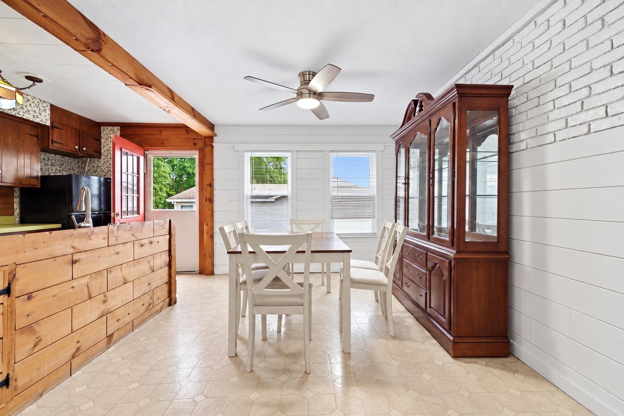 38 Gifford Ave, Dartmouth, MA, 38 Gifford Ave, Dartmouth, MA Photo #4