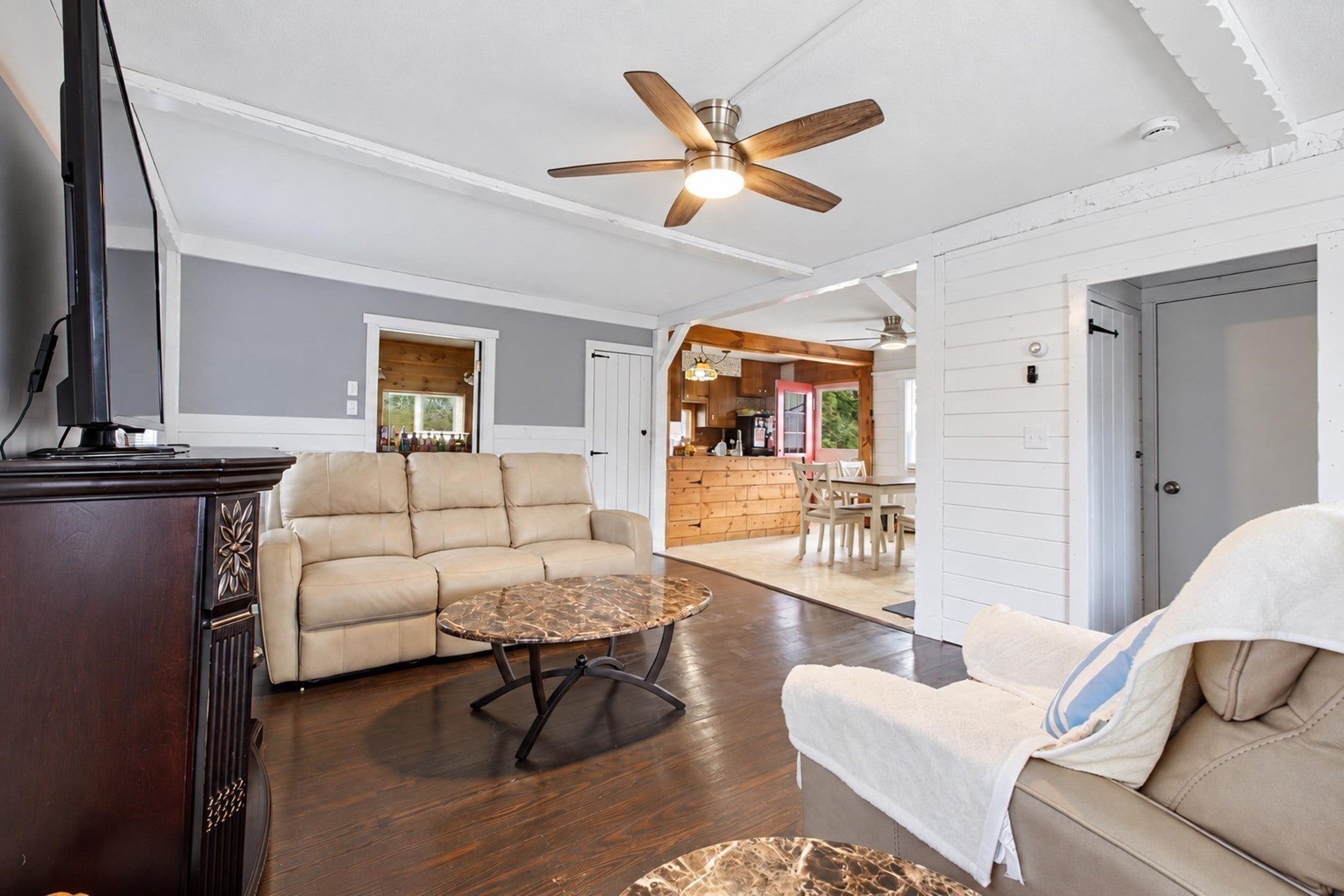 38 Gifford Ave, Dartmouth, MA, 38 Gifford Ave, Dartmouth, MA Photo #3