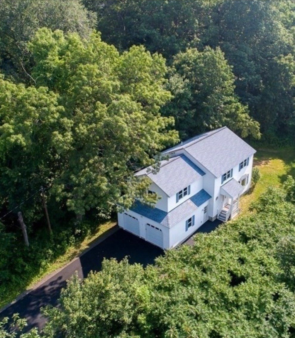 26 Alpine Ave