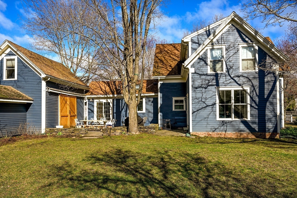 25 S Lincoln St