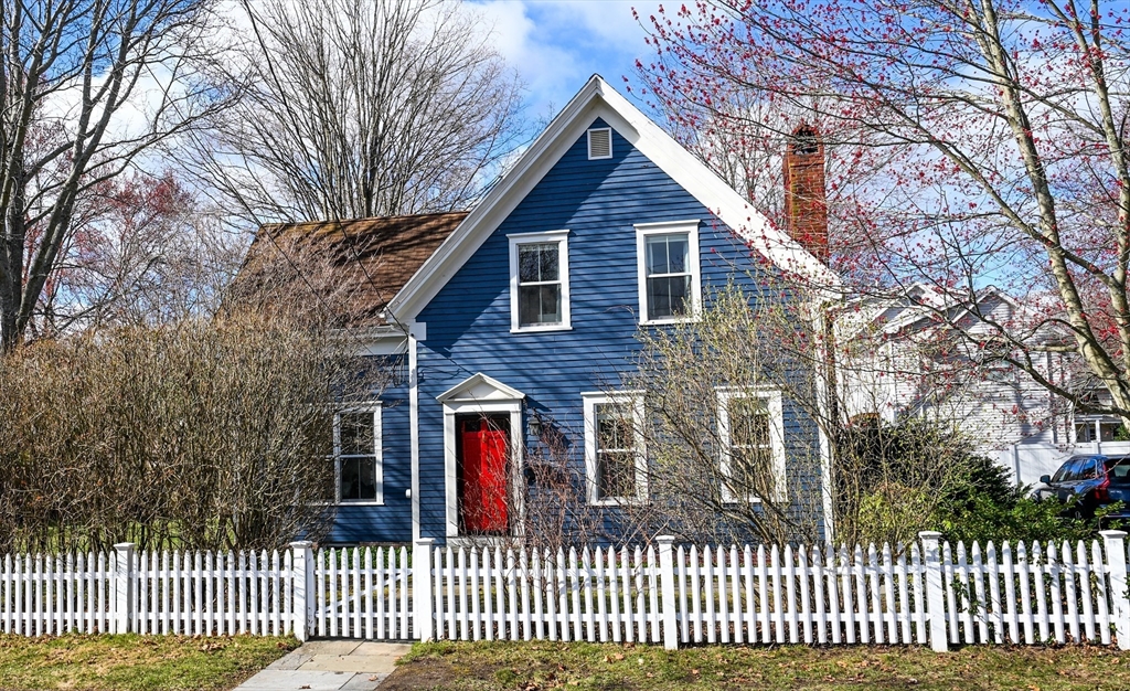 25 S Lincoln St