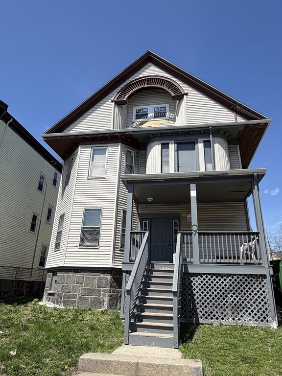 9 Helen St