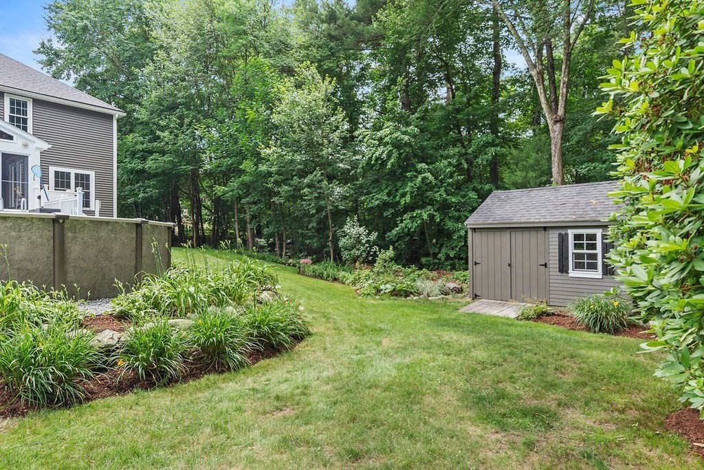 6 Echo Hills Dr