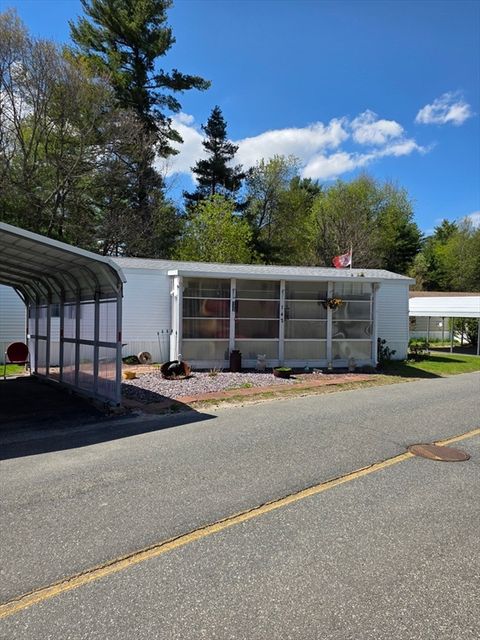 143 Pine Ave Sturbridge MA 01566