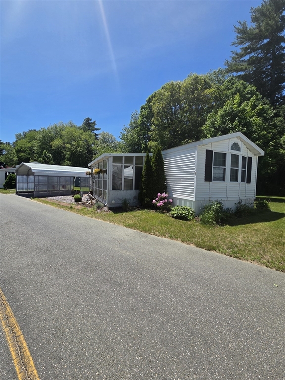 143 Pine Ave