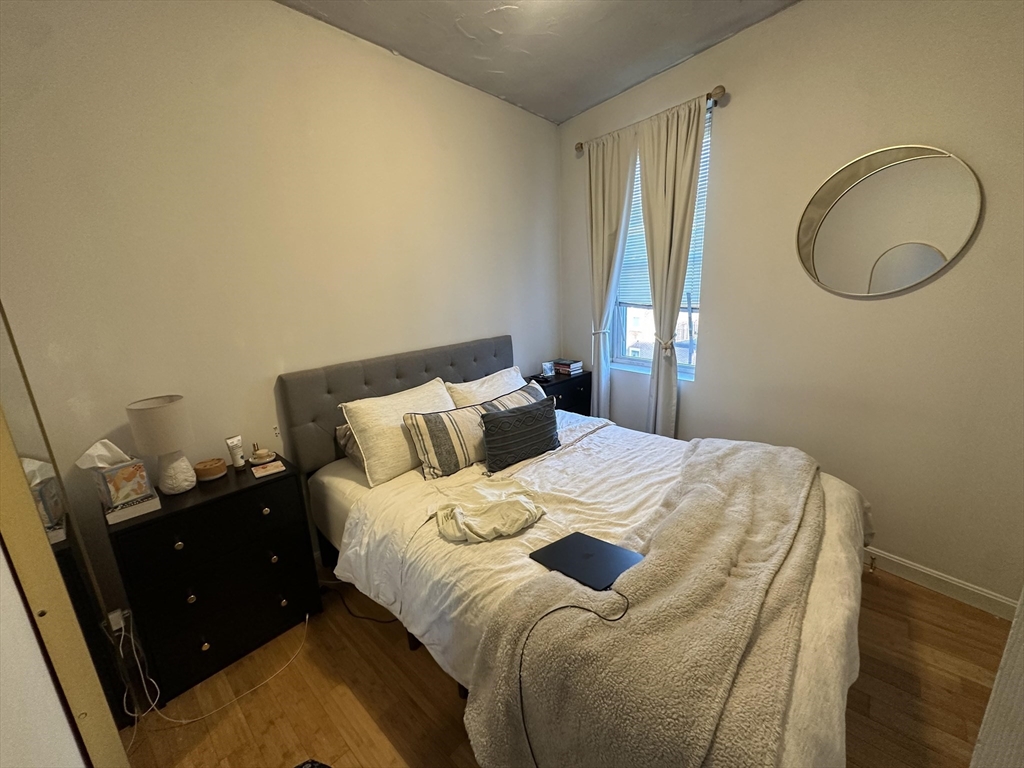 35 North Margin St. 8