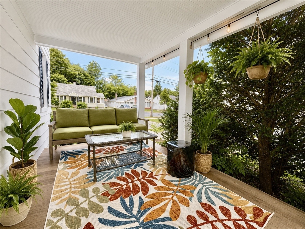 26 Grandview St