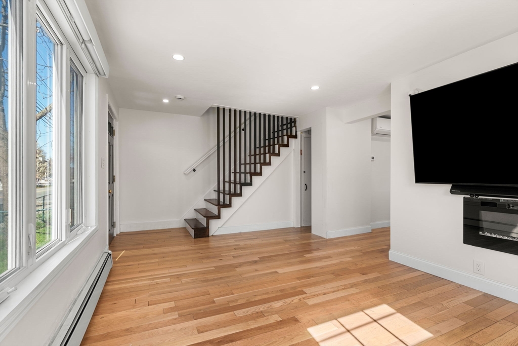 271 Broadway