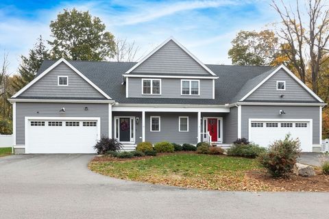 11 Orchard Pl 11 Foxboro MA 02035