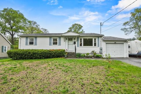 6 Batten Street Webster MA 01570