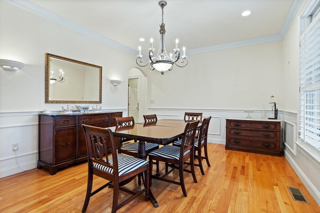8 Tuttle Road