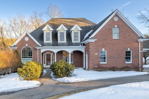 8 Tuttle Road Chelmsford MA 01824