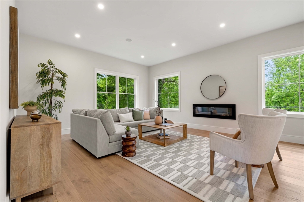 22 Wyman Rd