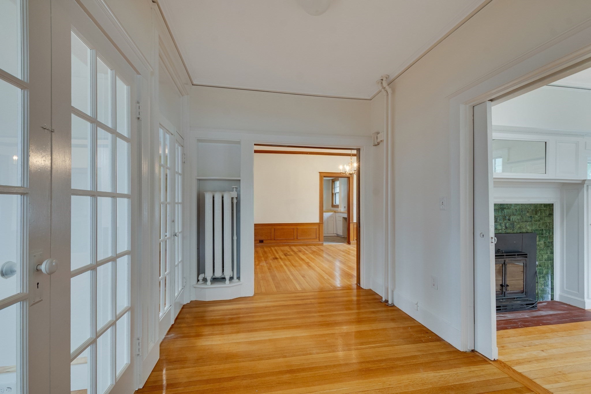 217 Lawrence St, Haverhill, MA, 217 Lawrence St, Haverhill, MA Photo #5