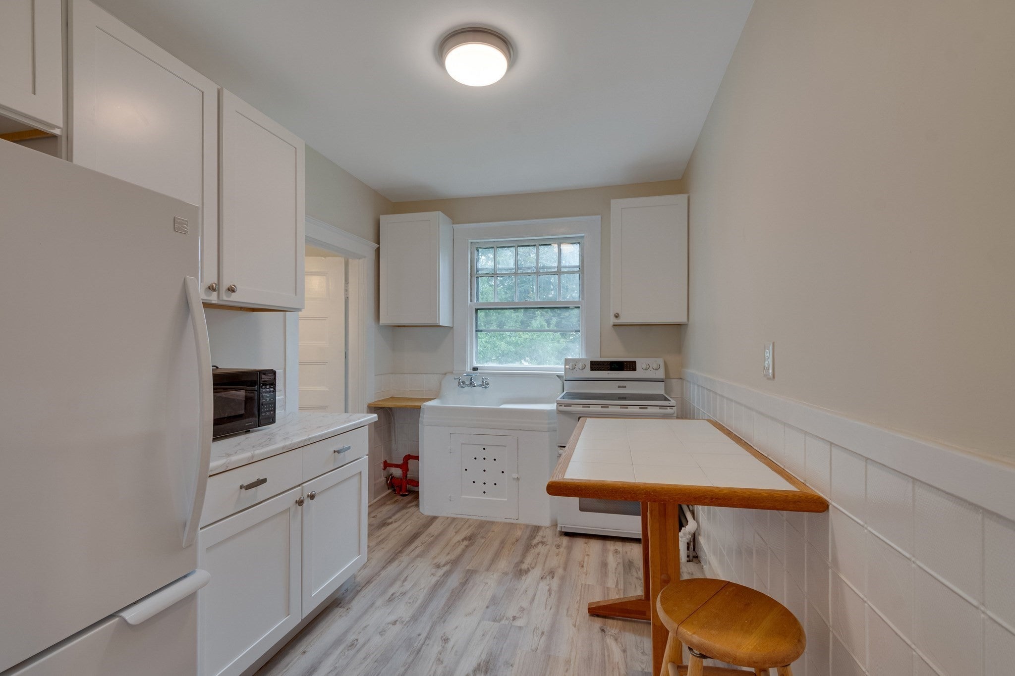 217 Lawrence St, Haverhill, MA, 217 Lawrence St, Haverhill, MA Photo #26