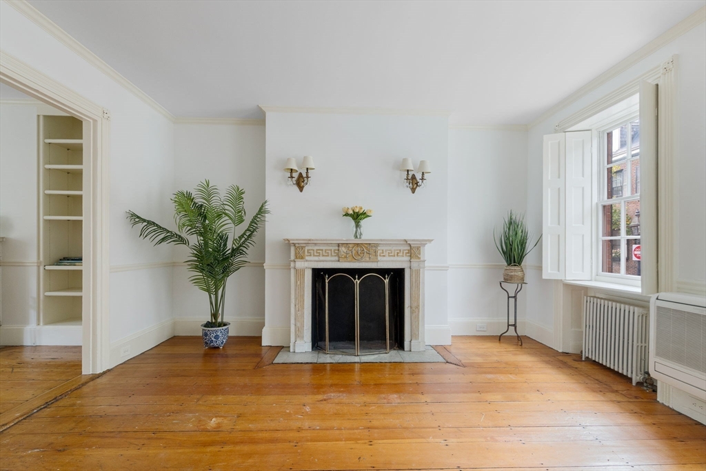 24 Fayette St
