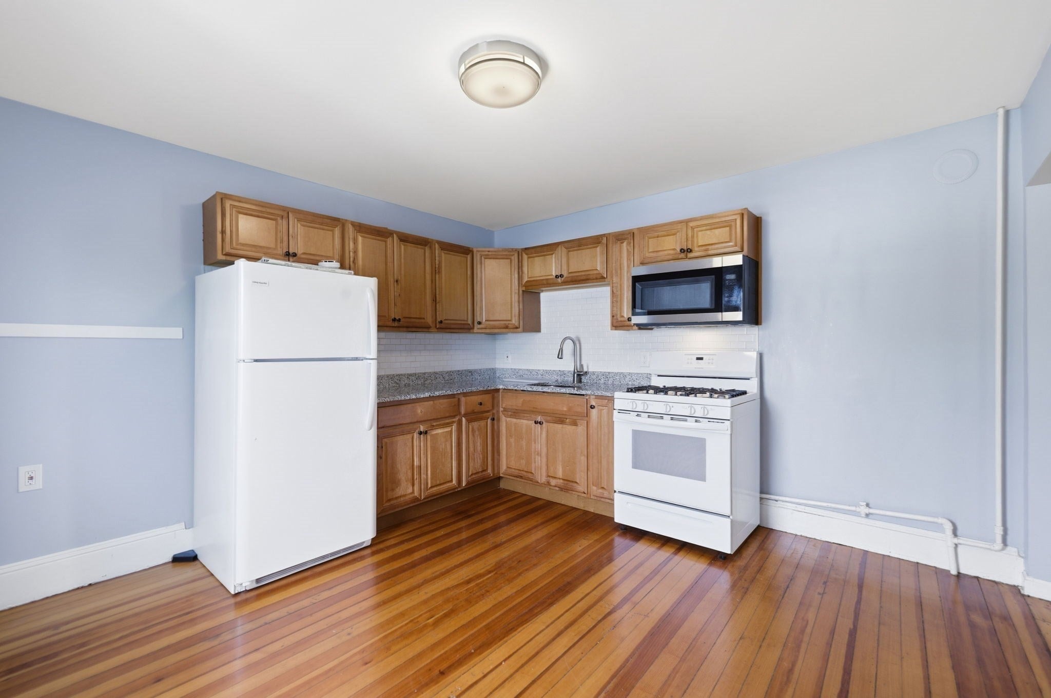 941 Lakeview Ave, Lowell, MA, 941 Lakeview Ave, Lowell, MA Photo #22