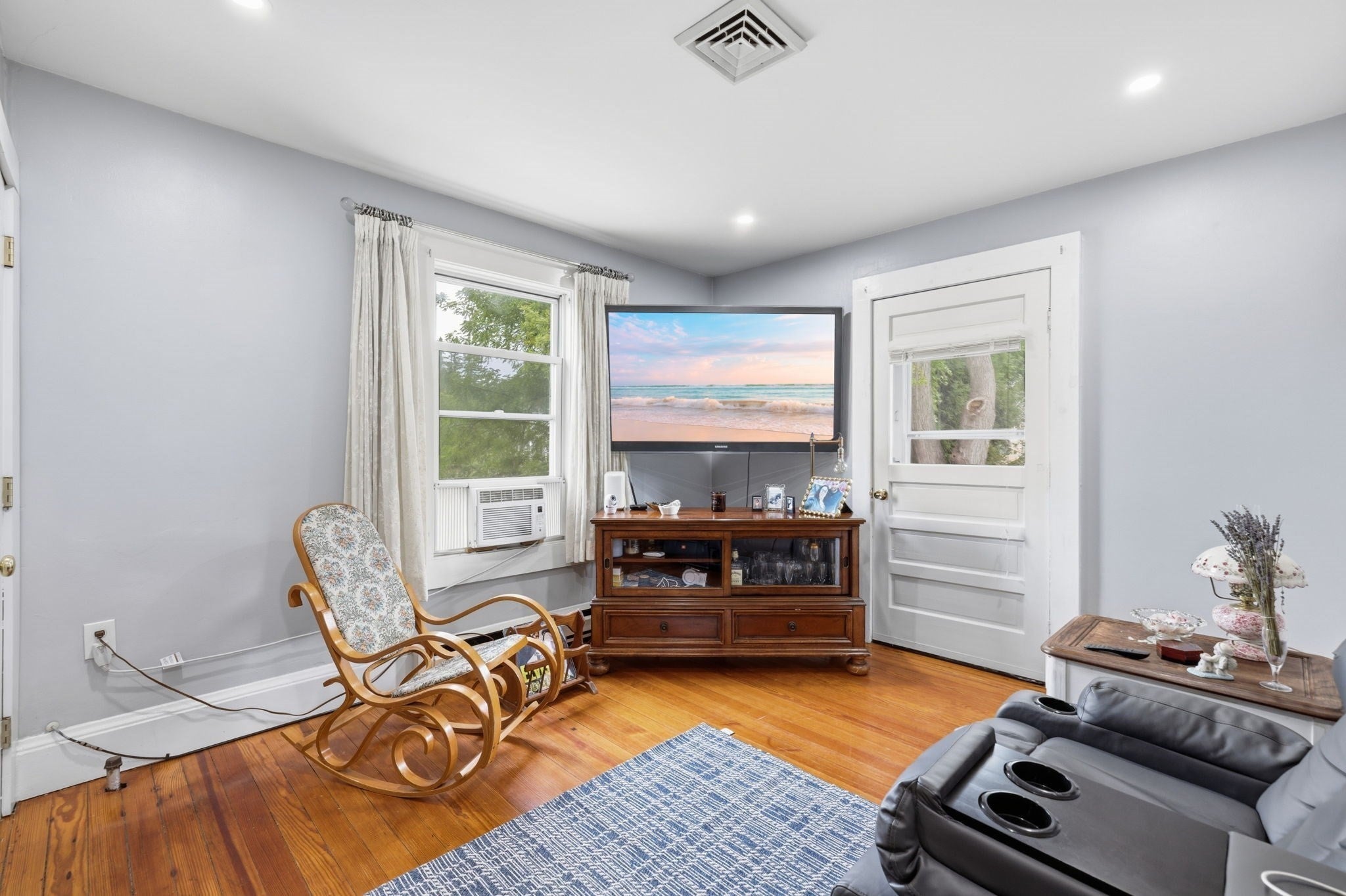 941 Lakeview Ave, Lowell, MA, 941 Lakeview Ave, Lowell, MA Photo #16