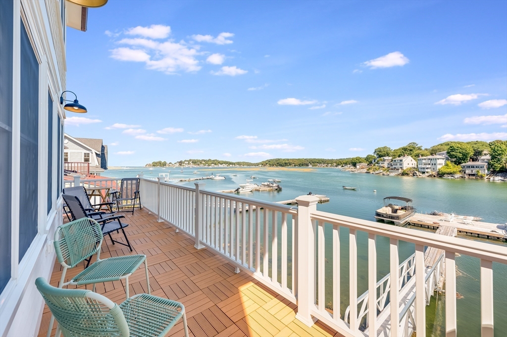 Click for 14 Riverside Road, Gloucester, MA slideshow Click for 14 Riverside Road, Gloucester, MA slideshow