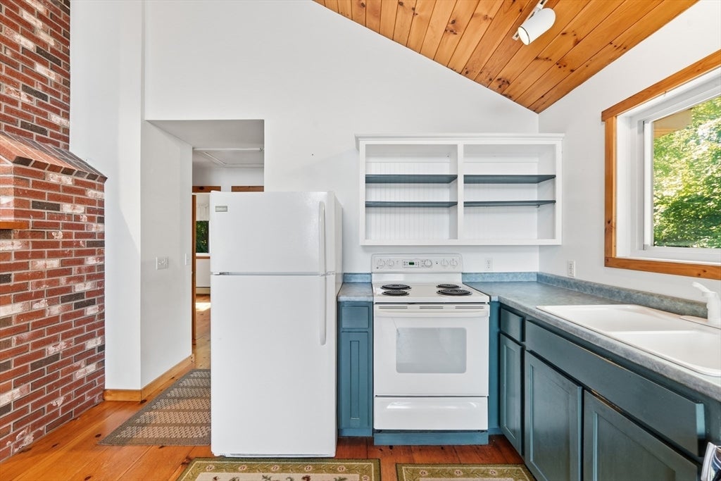 43 Salminen Drive, Leicester, MA, 43 Salminen Drive, Leicester, MA Photo #8