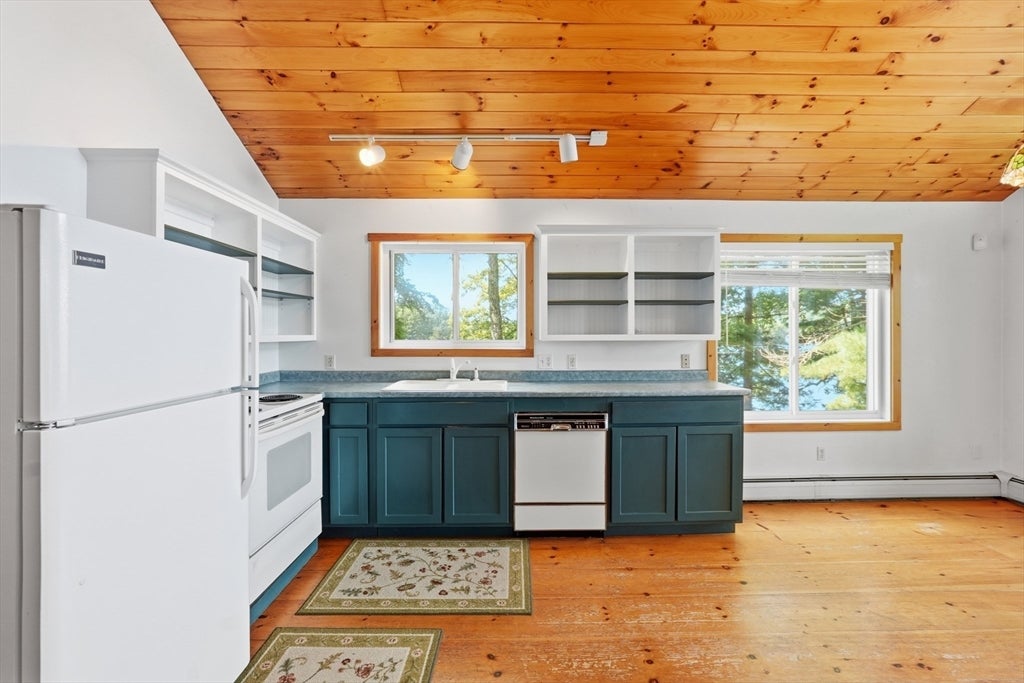 43 Salminen Drive, Leicester, MA, 43 Salminen Drive, Leicester, MA Photo #7