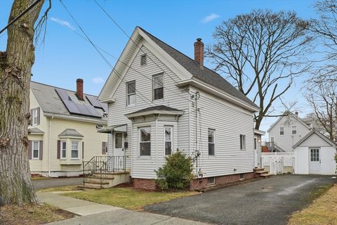 Photo of 129 Eutaw Ave, Lynn, MA 01902 (MLS # 73487573)