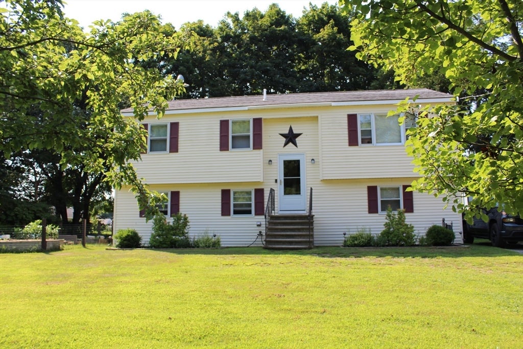 5 Howard George Ct, Salisbury, MA Photo #18
