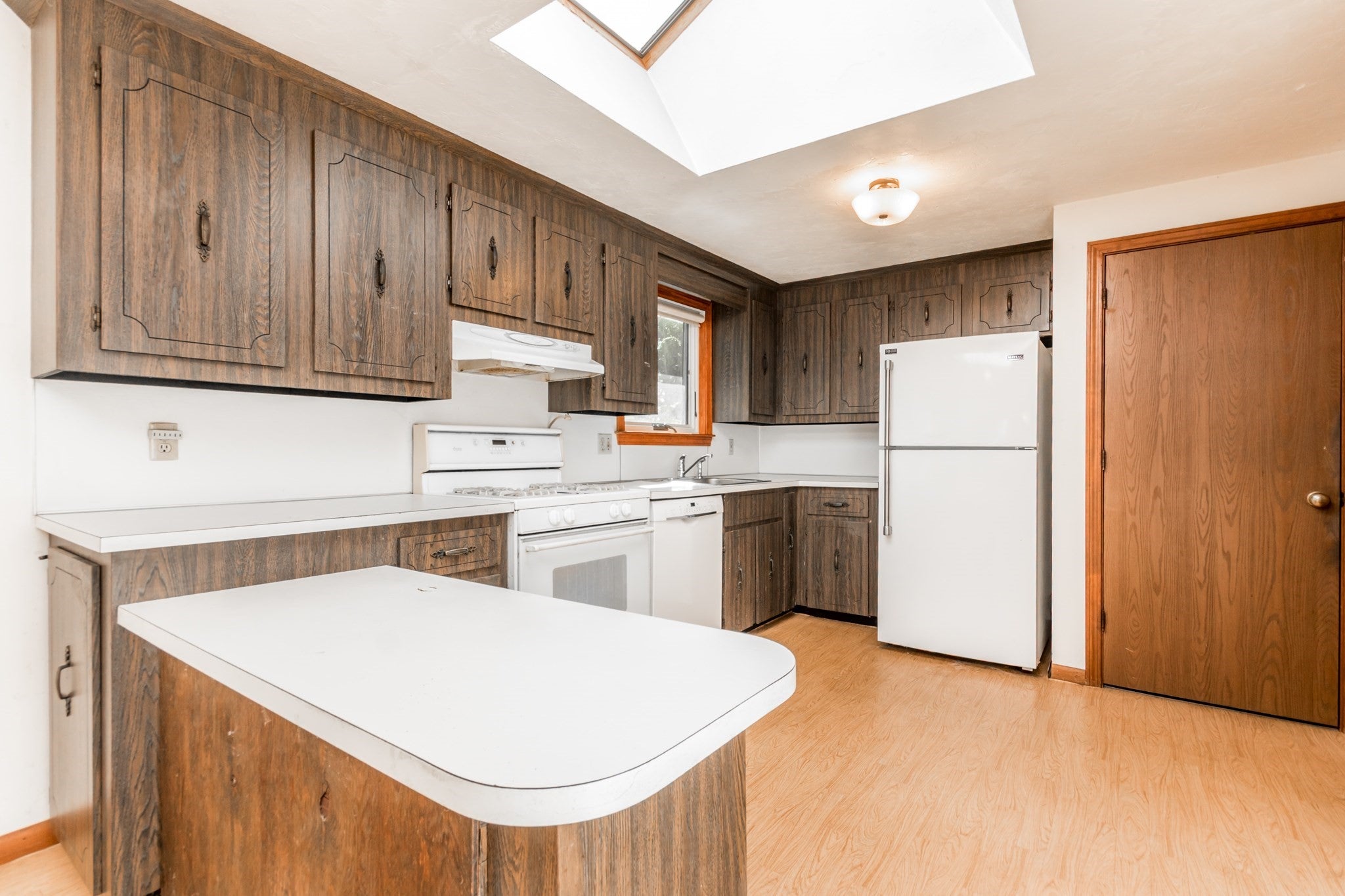 8 Laura Ln, Bourne, MA, 8 Laura Ln, Bourne, MA Photo #15