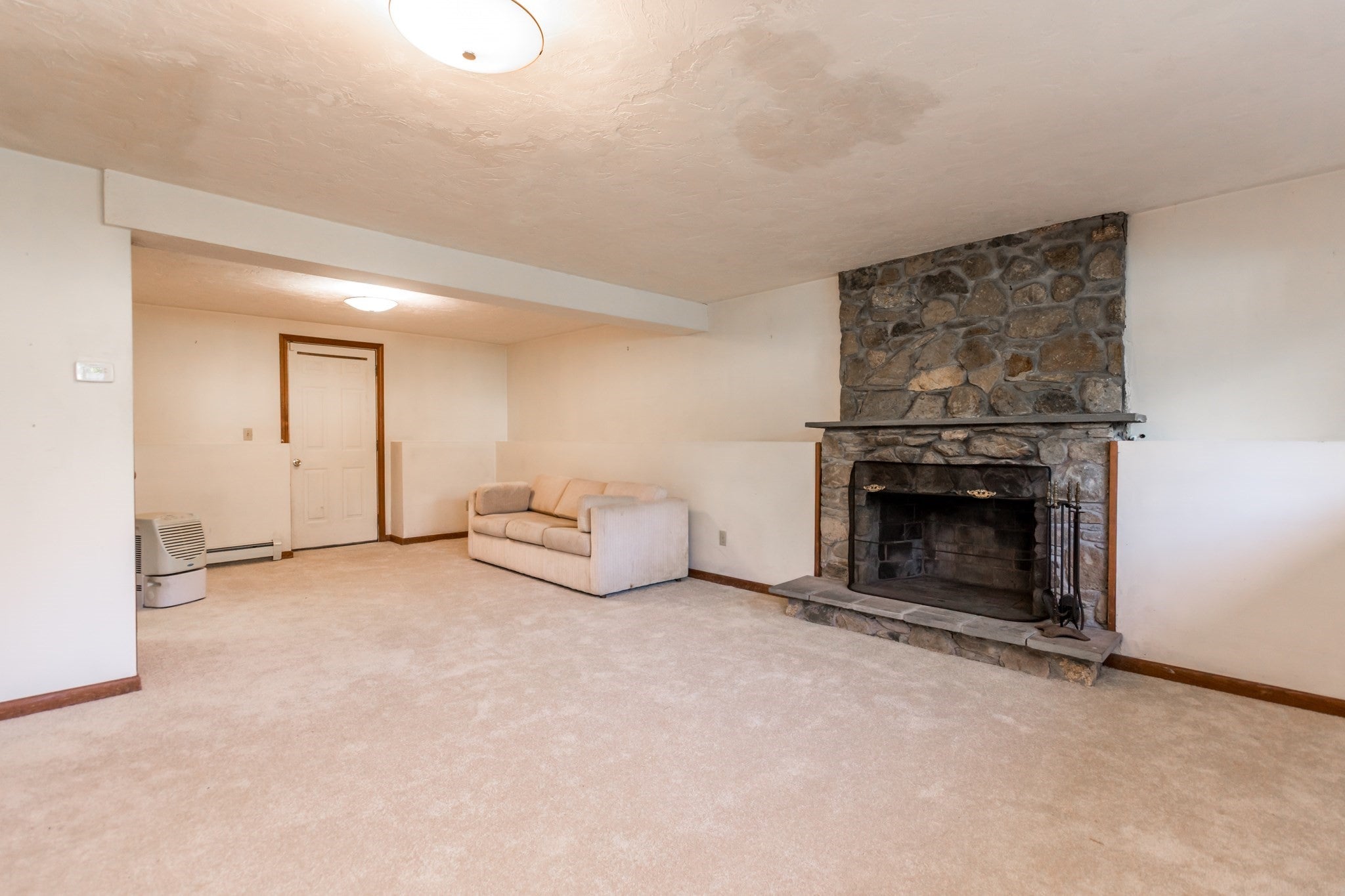 8 Laura Ln, Bourne, MA, 8 Laura Ln, Bourne, MA Photo #18