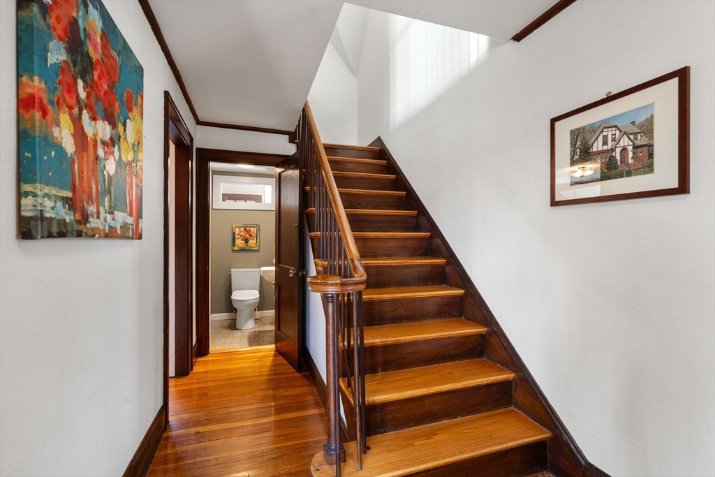 16 Richfield Rd