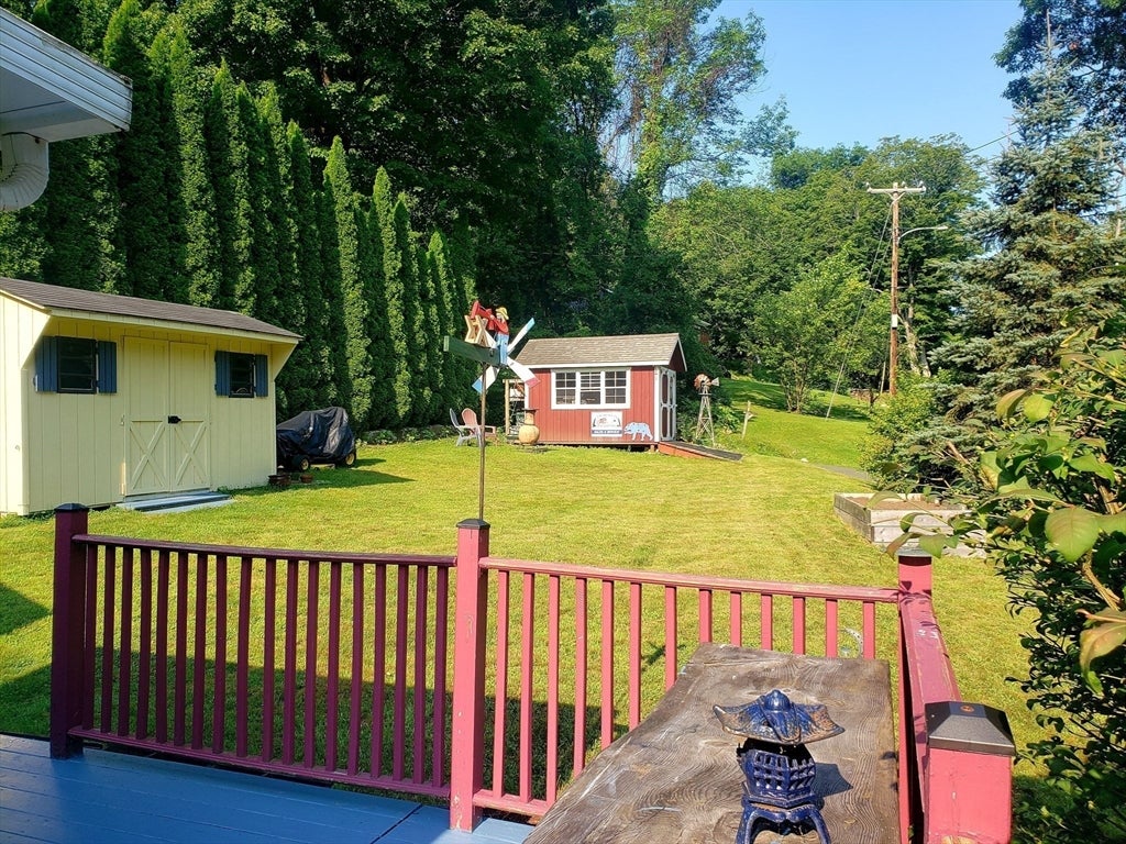 28 Hampden St, Chester, MA, 28 Hampden St, Chester, MA Photo #5