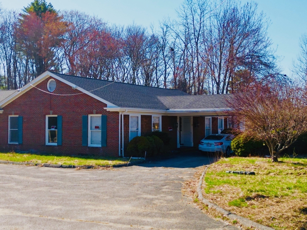 55 Lafayette Rd