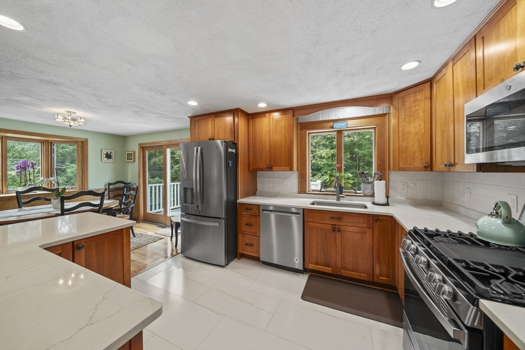 111 Zabrosky Ave