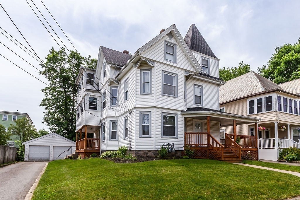 Photo of 32 Park Rd, Brockton, MA