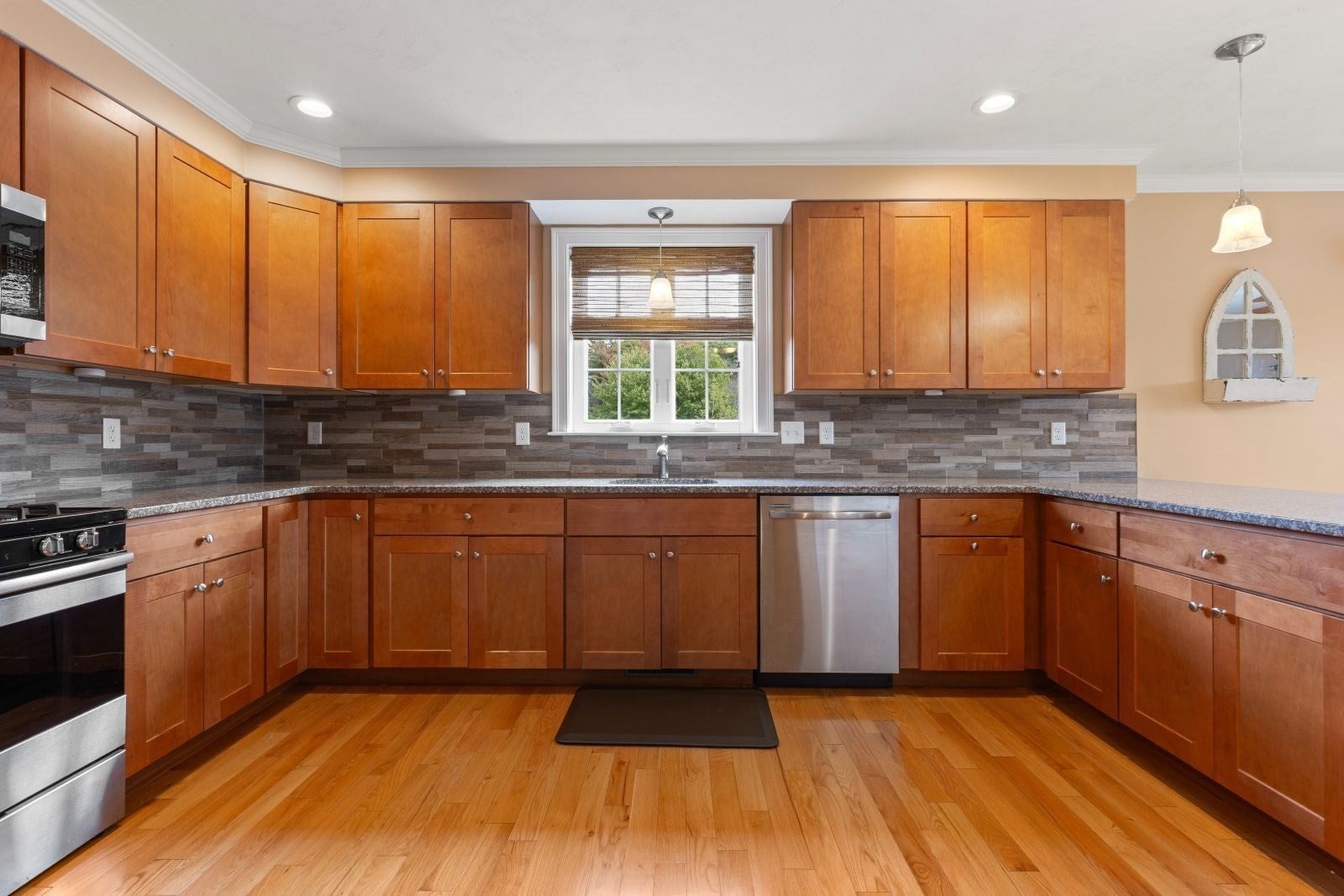 101 Sawmill Ln #101, Hanson, MA, 101 Sawmill Ln #101, Hanson, MA Photo #6