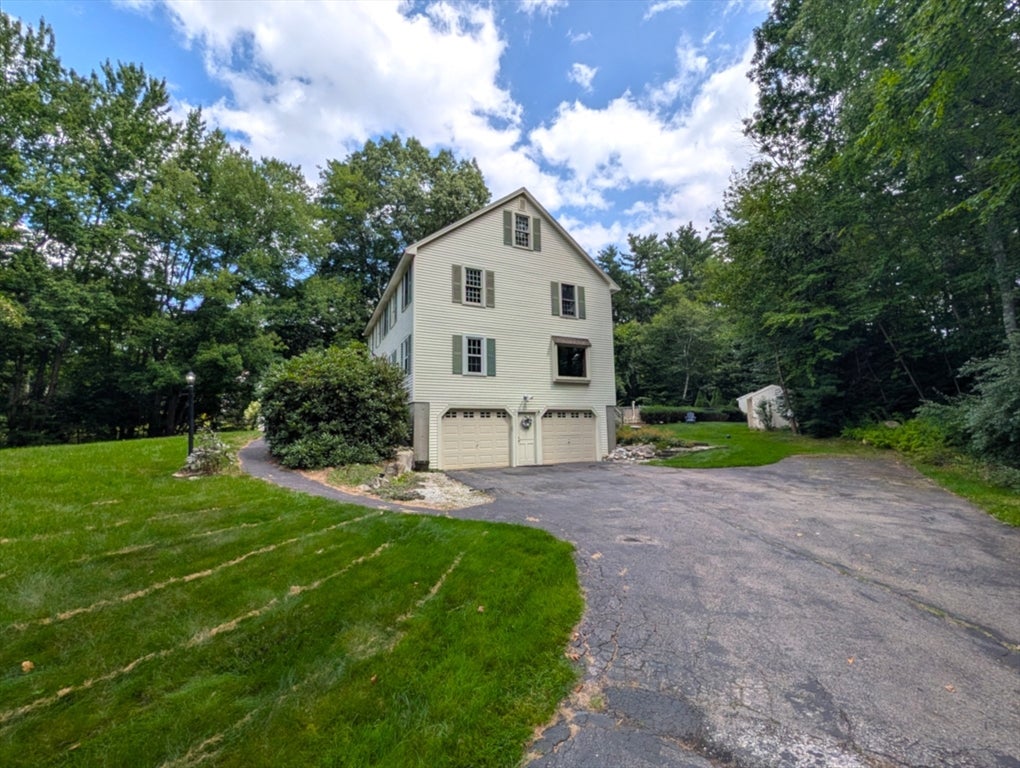 2 Nutfield Dr, Londonderry, NH Photo #6
