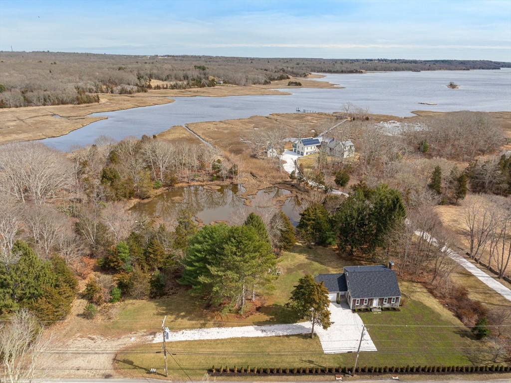 64 Old Harbor Rd