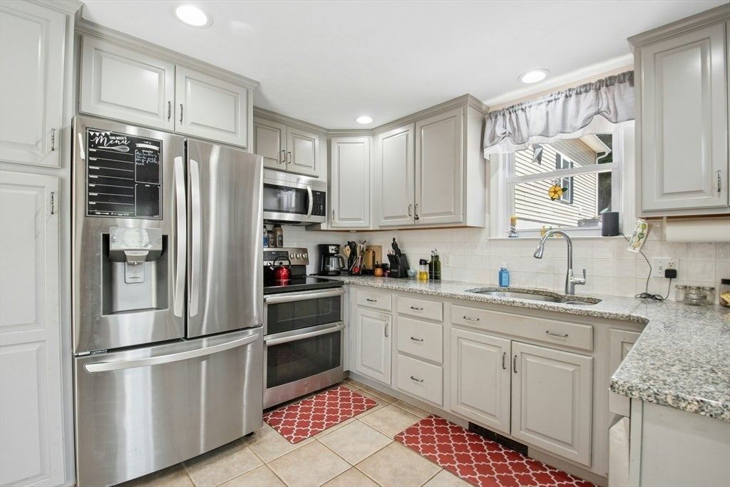 19 Lake Ave, Spencer, MA, 19 Lake Ave, Spencer, MA Photo #7
