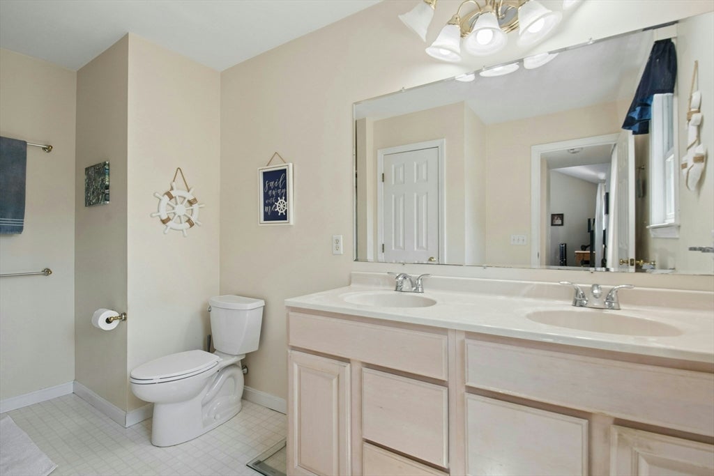 19 Lake Ave, Spencer, MA, 19 Lake Ave, Spencer, MA Photo #24