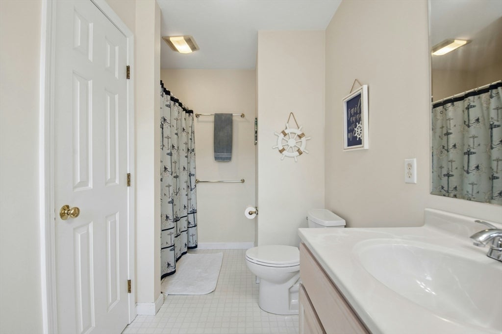 19 Lake Ave, Spencer, MA, 19 Lake Ave, Spencer, MA Photo #23