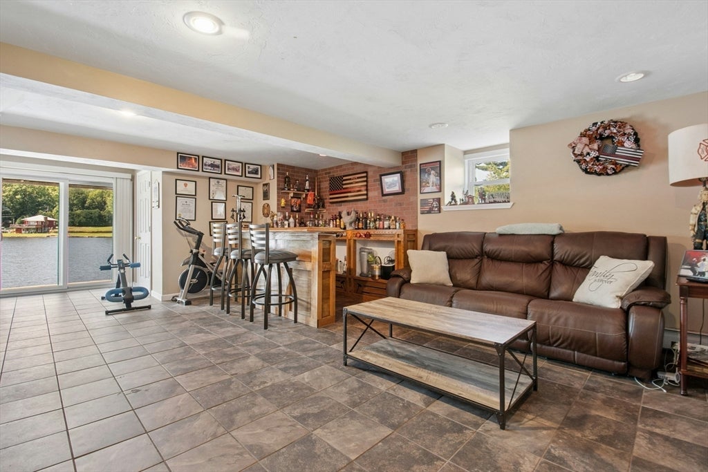 19 Lake Ave, Spencer, MA, 19 Lake Ave, Spencer, MA Photo #27