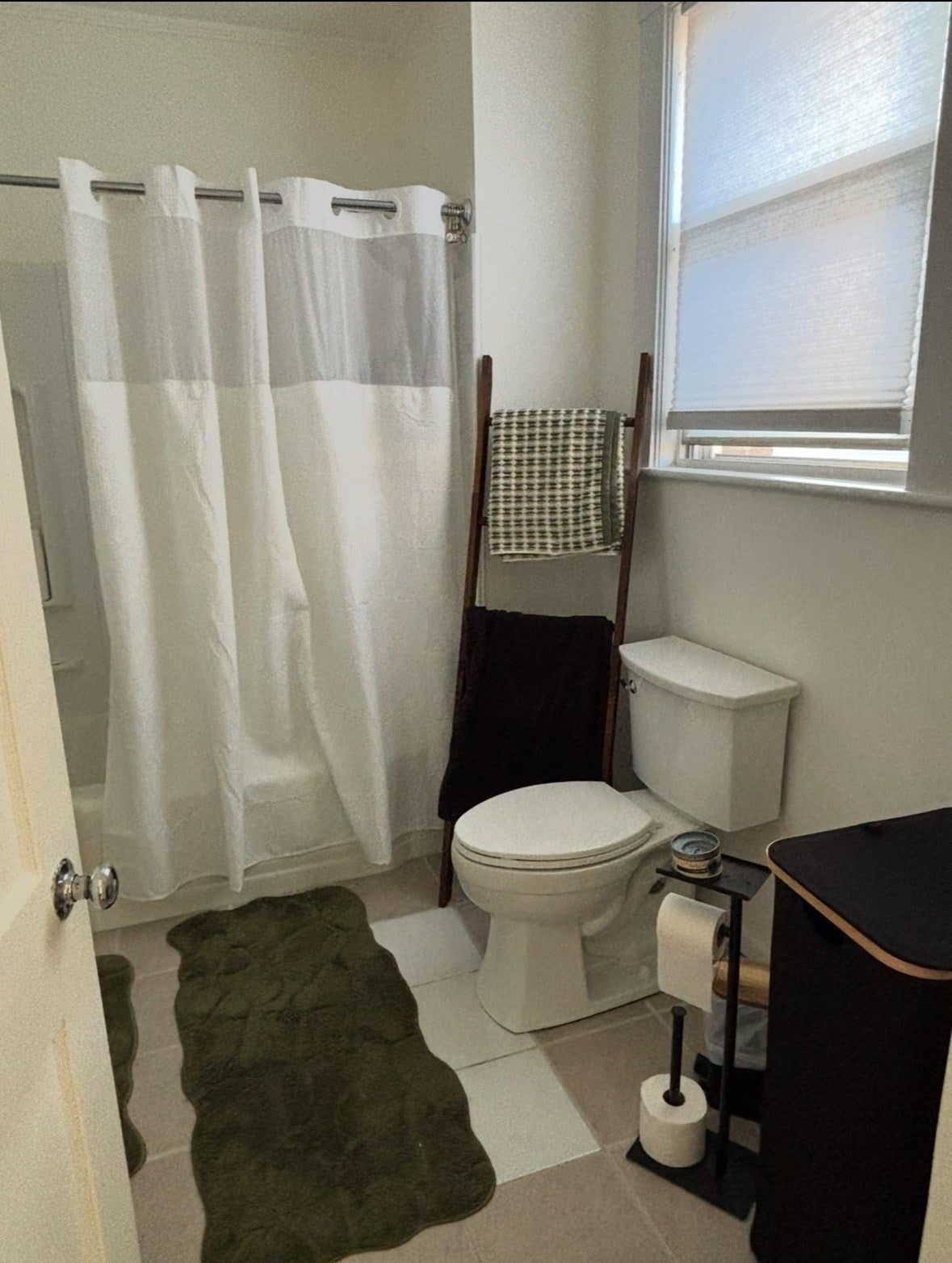 135 Prospect St #1, Waltham, MA Photo #18