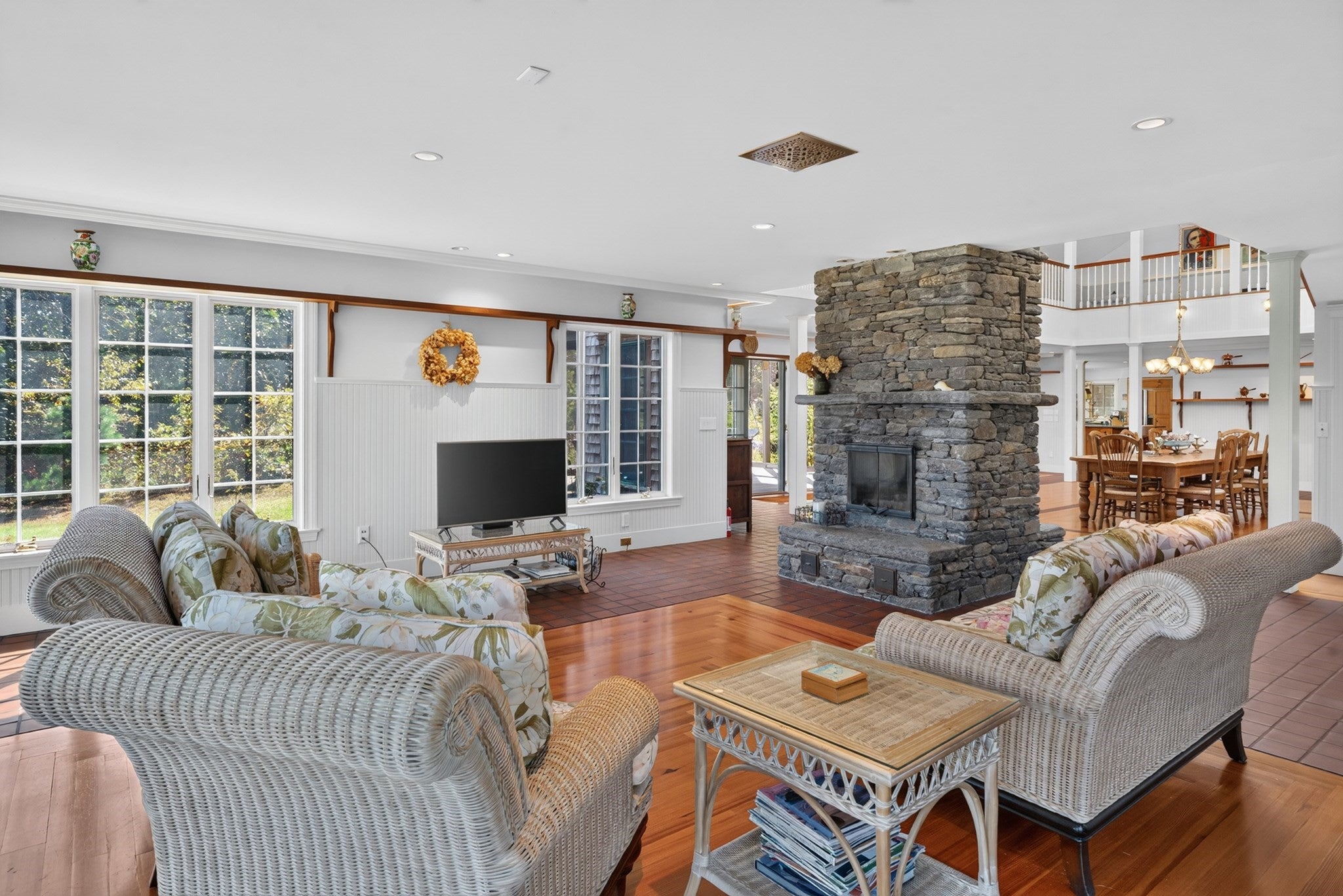 4 Garrett Way, Edgartown, MA Photo #9