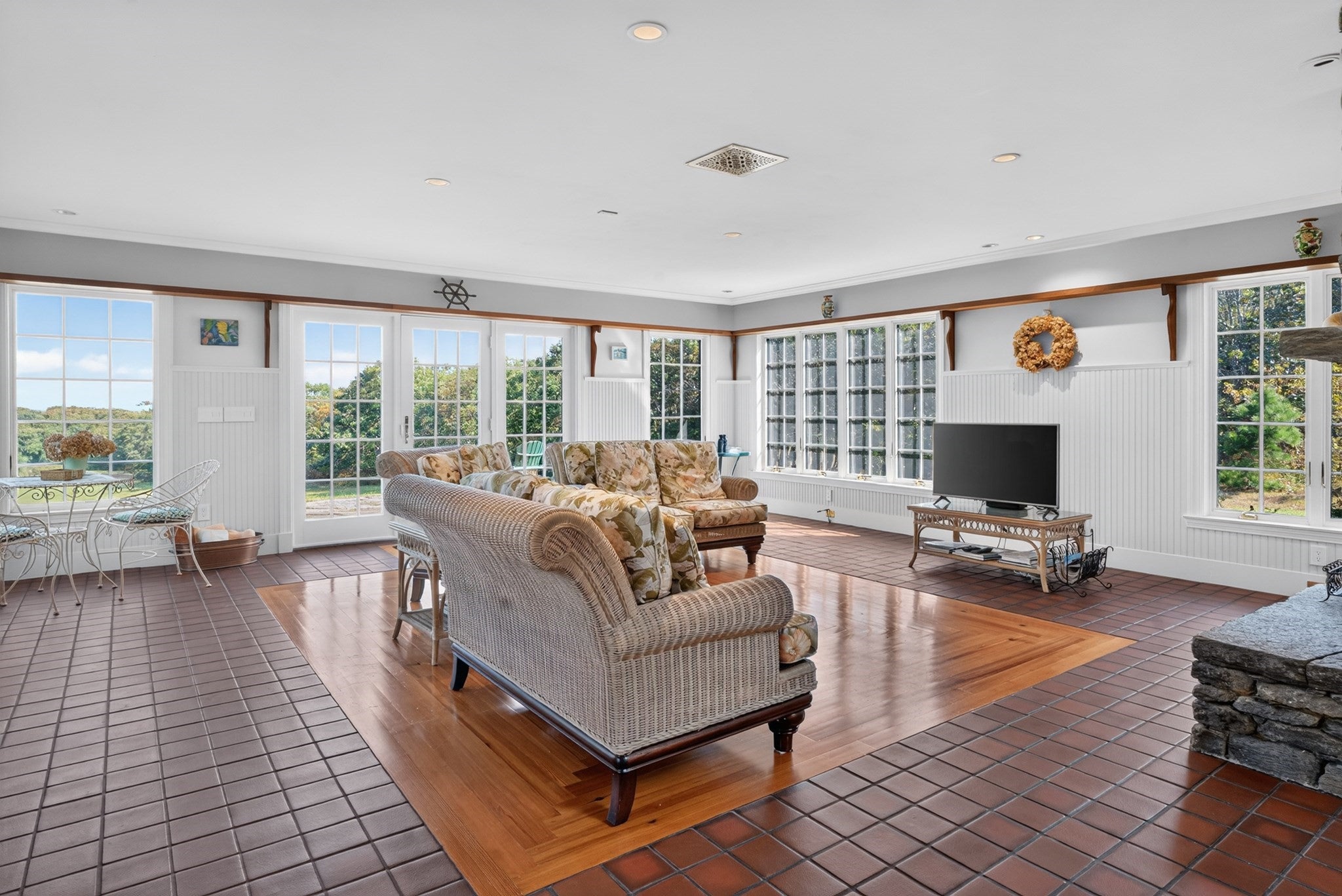 4 Garrett Way, Edgartown, MA Photo #6
